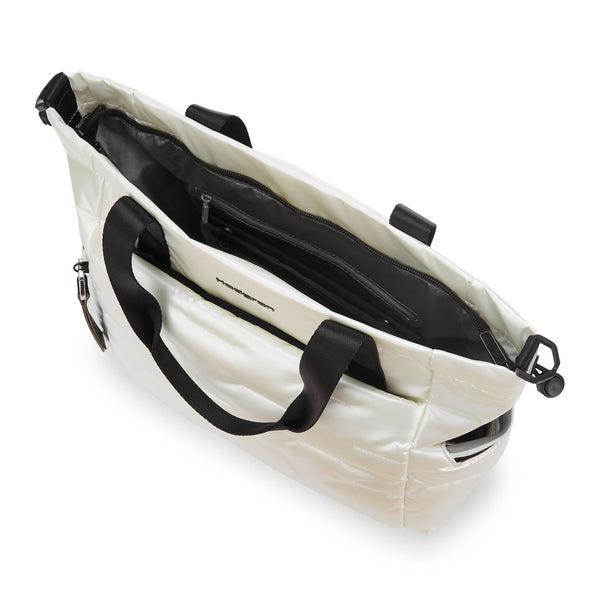 New hedgren puffer tote deals bag